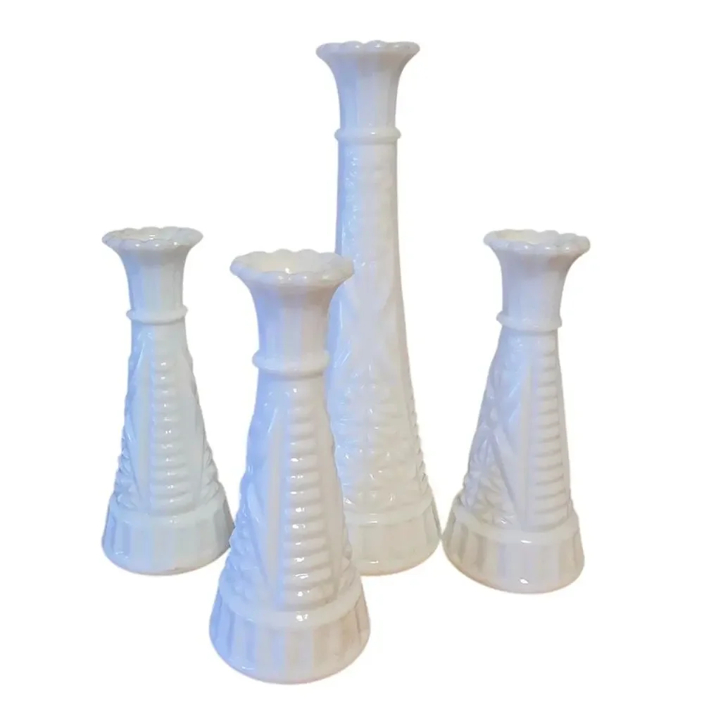 Set of 4‎ Vintage Anchor Hocking Milk Glass Stars and Bars Bud Vases 6